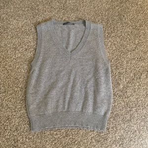 brandy melville sweater vest 🍂